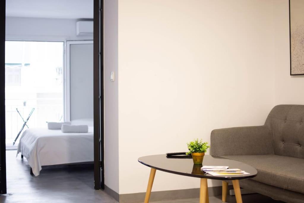 City Stroll Apartamento Atenas Exterior foto